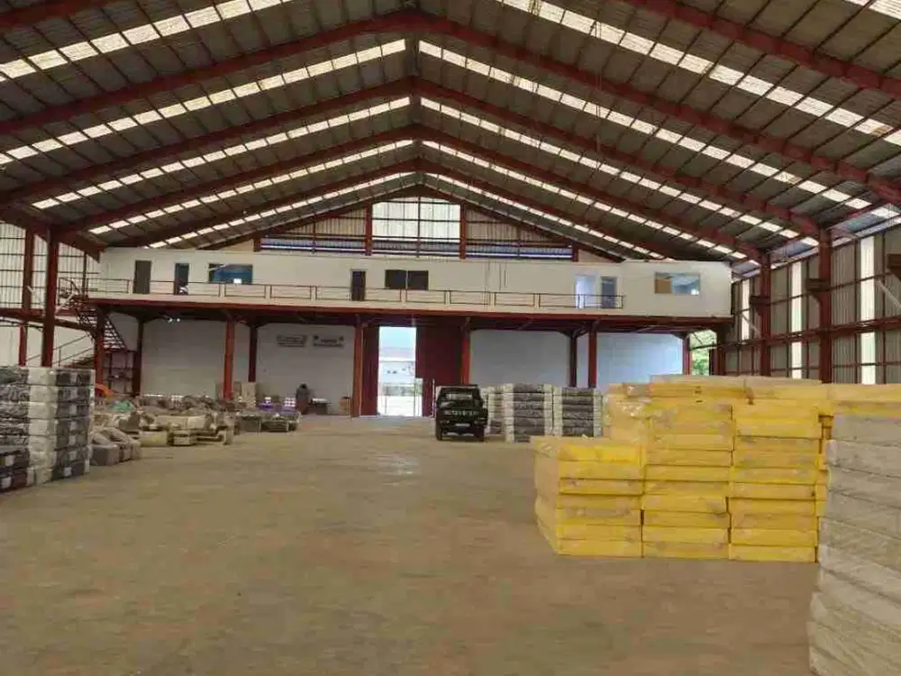 Gudang ex Pabrik Murah Luas 3,3 hektar di Jalan Raya Pantura Subang