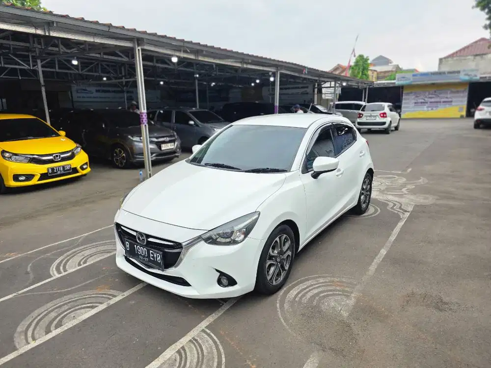 Mazda 2 Skyactiv R Matic 2016 Dp 3 Juta Promo