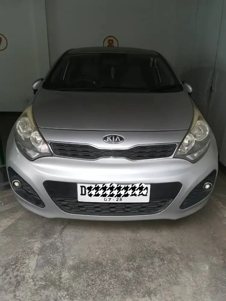 JUAL KIA RIO 2013 PEMAKAIAN PRIBADI
