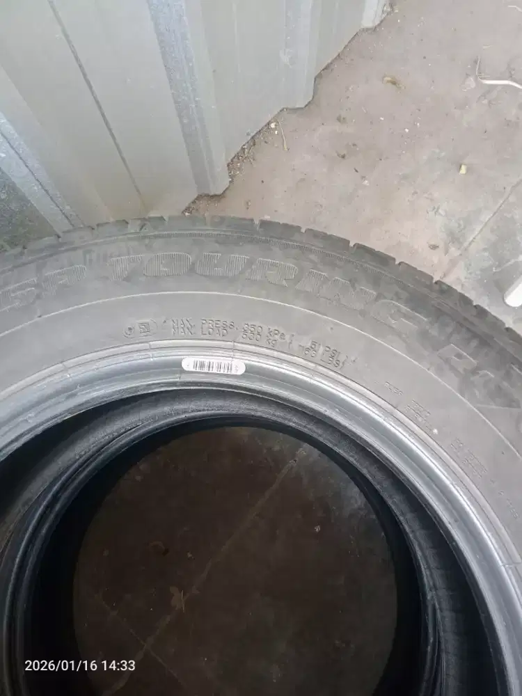 Ban mobil Ukuran: 185/65 R14