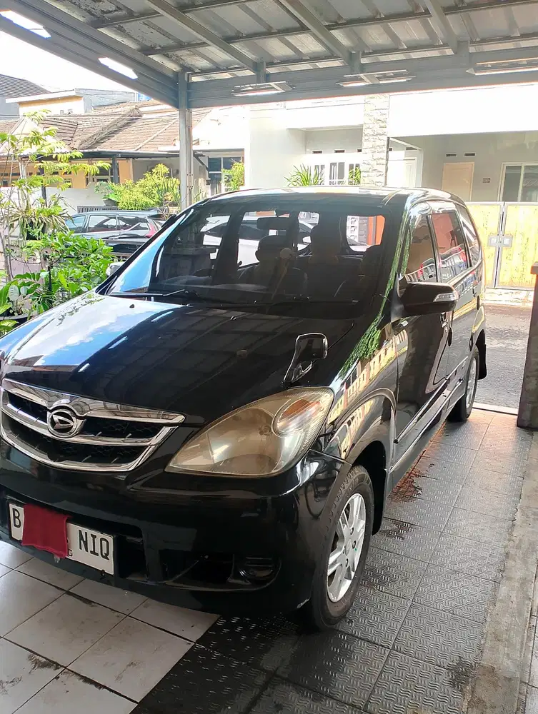 Daihatsu Xenia 2010 Bensin