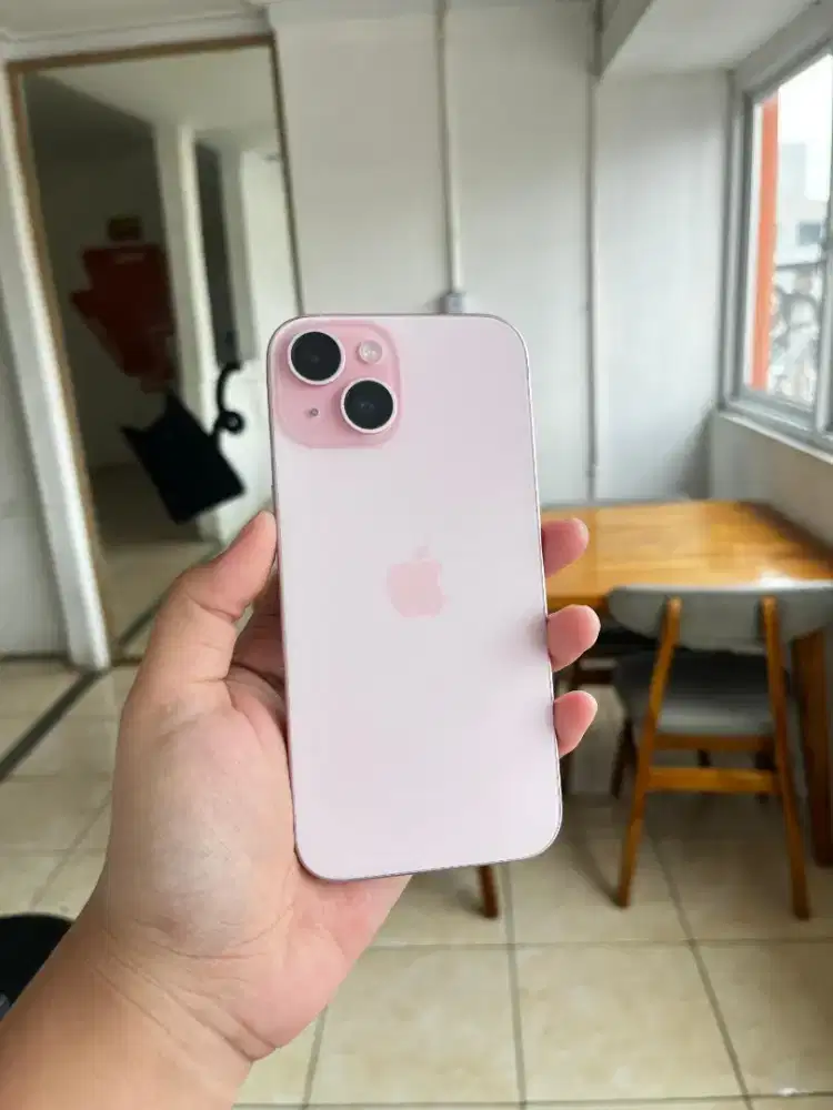 iPhone 15 128gb iBox