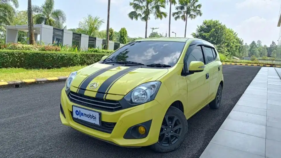 DP MURAH Daihatsu Ayla 1.0 X Bensin-MT 2022 Kuning C3HUN