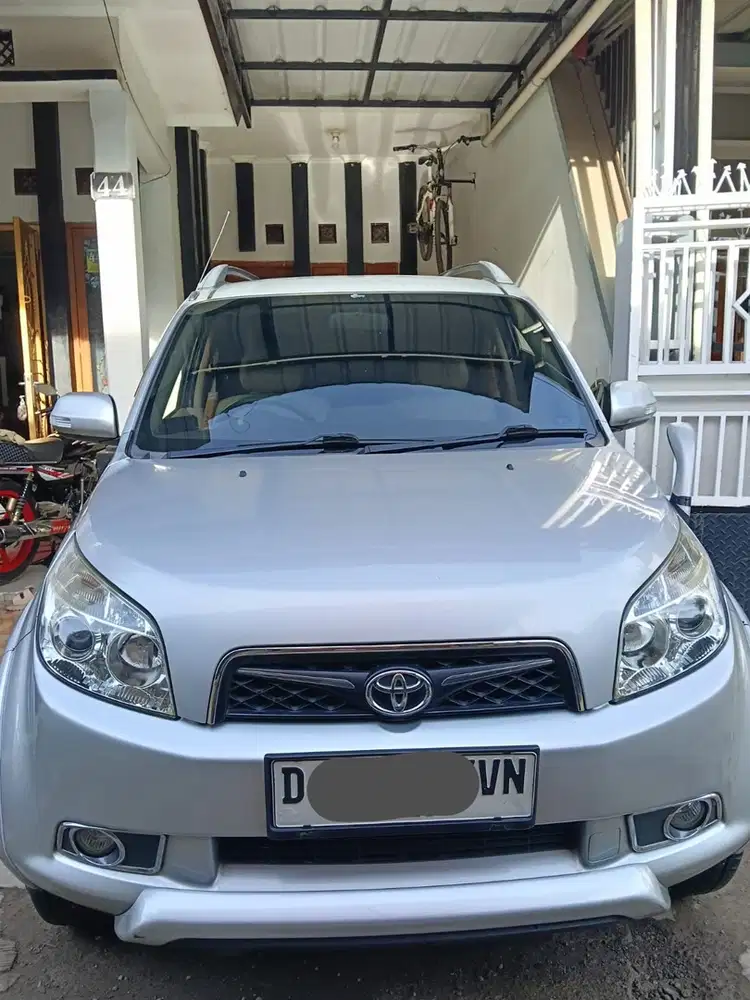 Toyota Rush 2010 Bensin