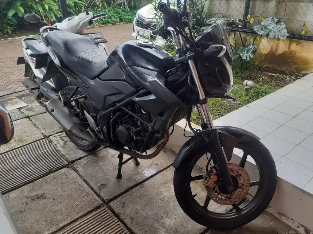 For sale Honda CB150R 2014 Black