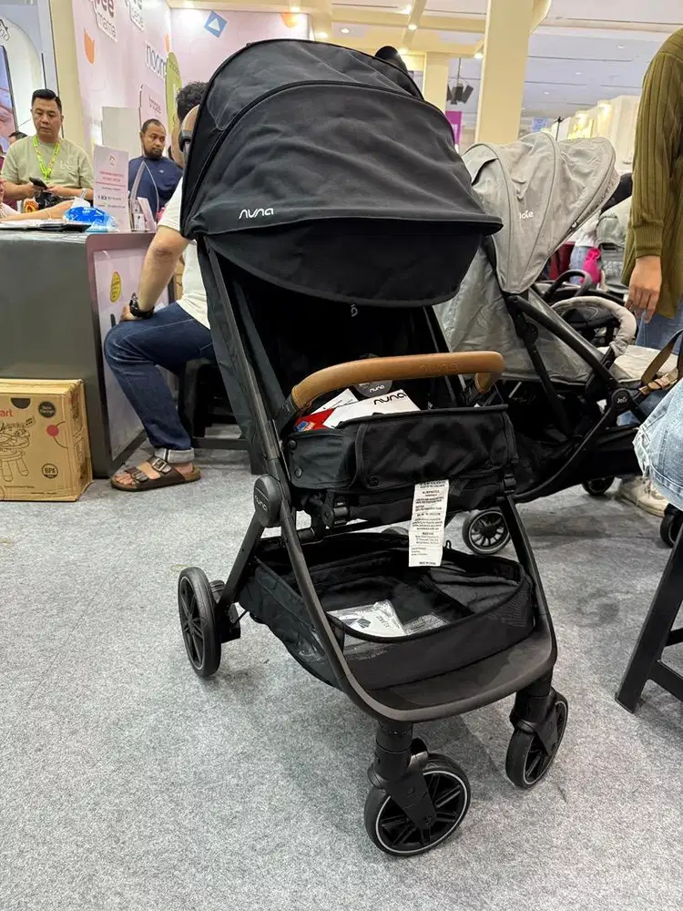 STROLLER NUNA LX (Baru belum pernah dipakai)