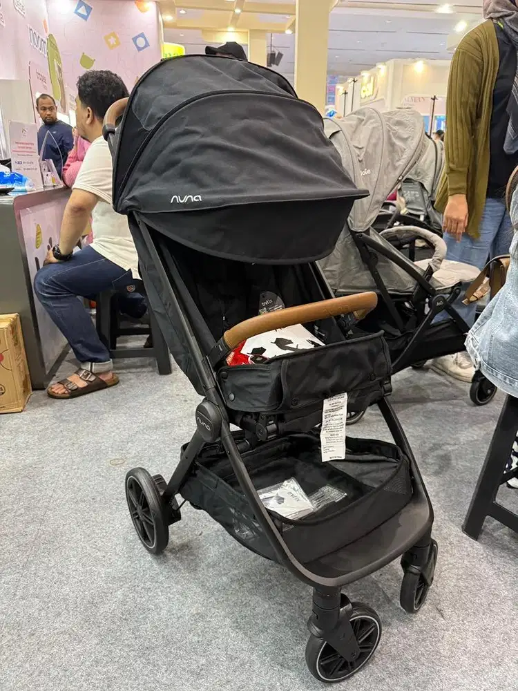 STROLLER NUNA LX (Baru belum pernah dipakai)
