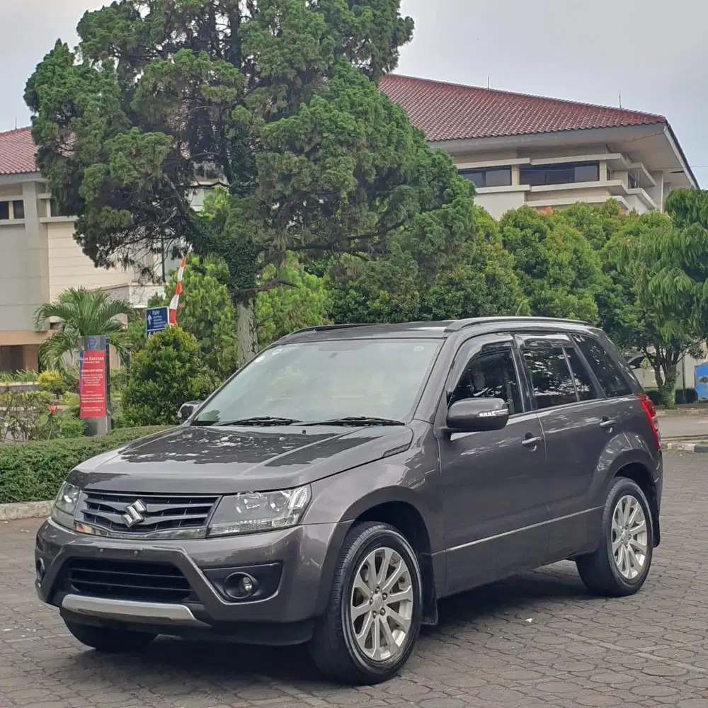 Suzuki Grand Vitara Jlx 2.4 2013 At Abu-Abu Istimewa