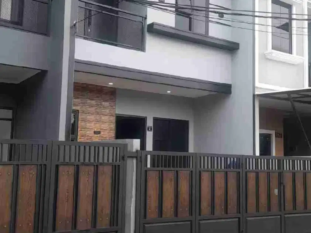 Jual Rumah Tingkat di jl raya Pulo mangga Grogol limo depok