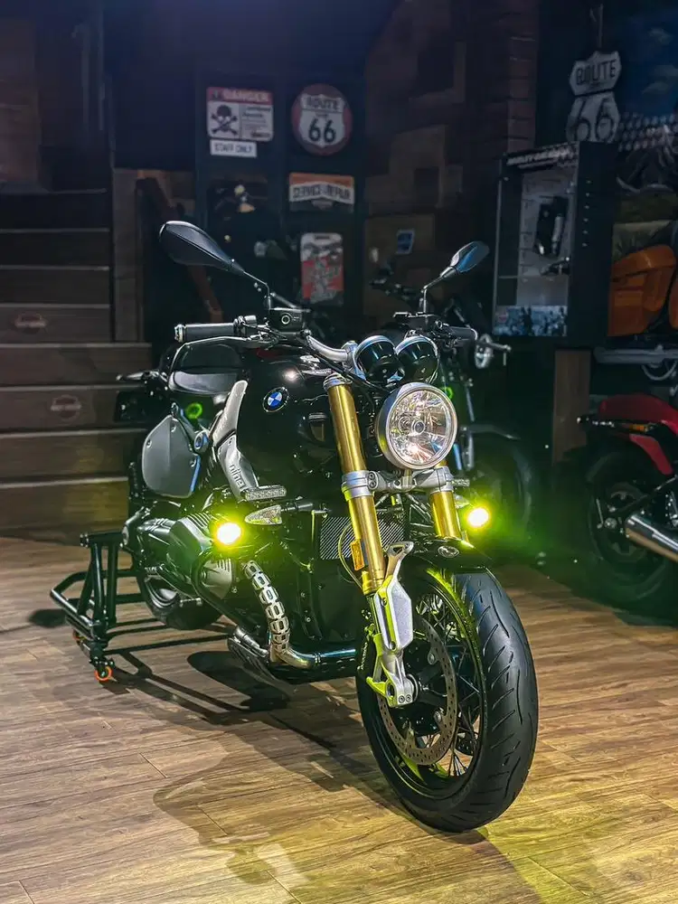 BMW R9T / R nine T 1200 Roadster 2019 FP ATPM Istimewa low odo mulus