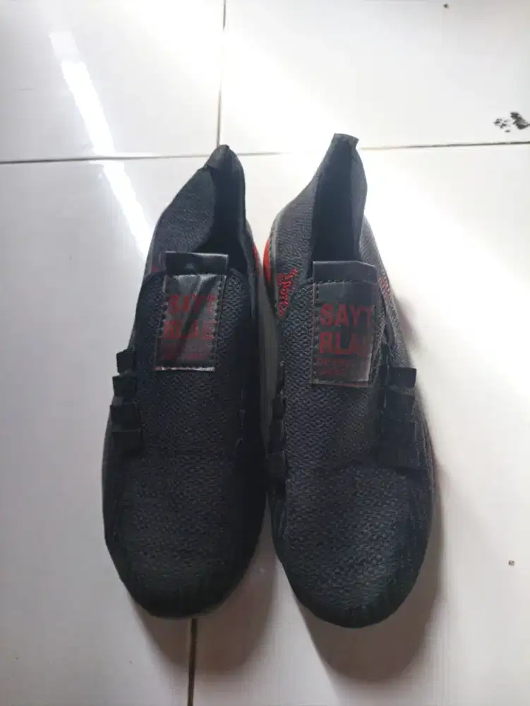 Jual sepatu pria baru no.42