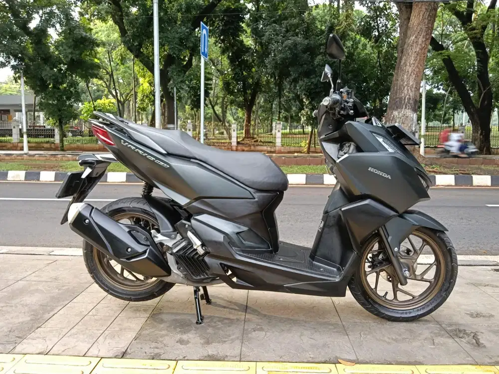 DP MINIM 1.500 CASH KREDIT HONDA VARIO 160 CBS ISS THN 2024 PAJAK IDUP