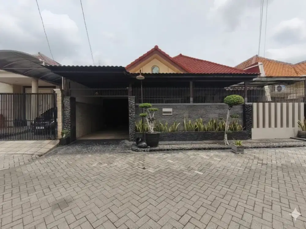 FOR SALE RUMAH CANTIK SIAP HUNI DI KLAMPIS SEMALANG SURABAYA KOTA