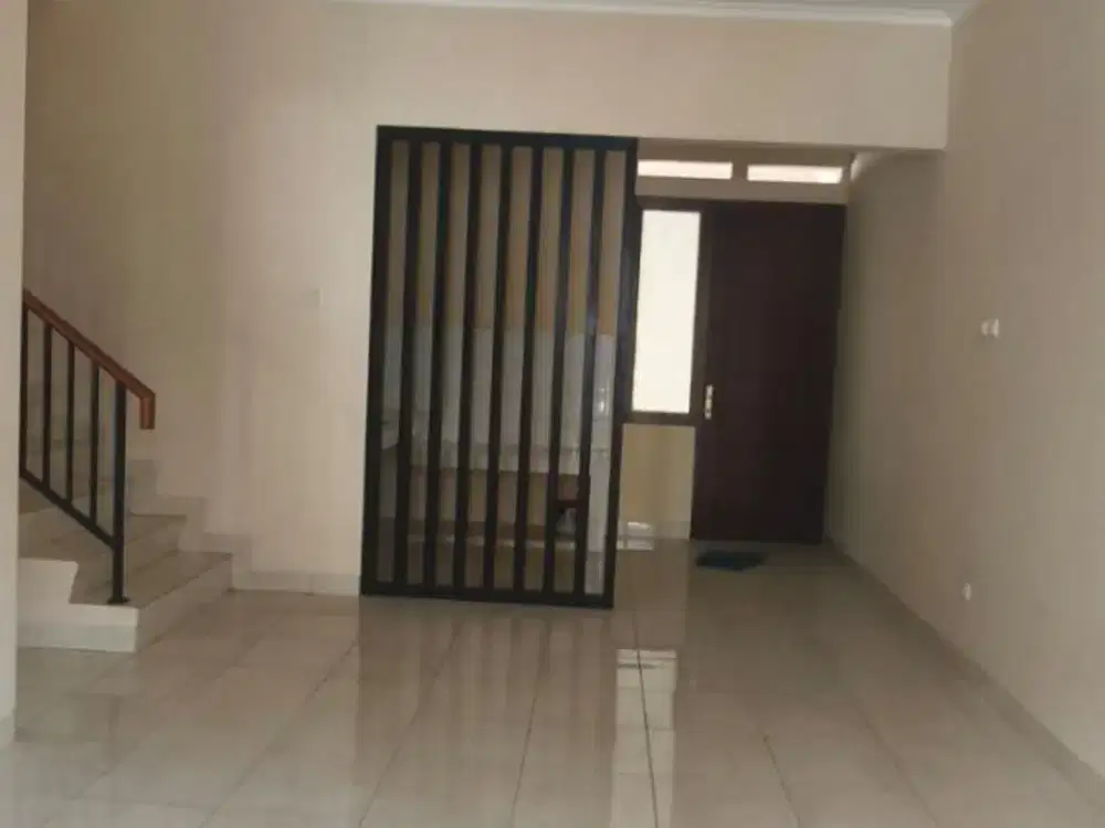 Rumah Siap Huni dalam Cluster Taman Sari Harapan Indah Bekasi