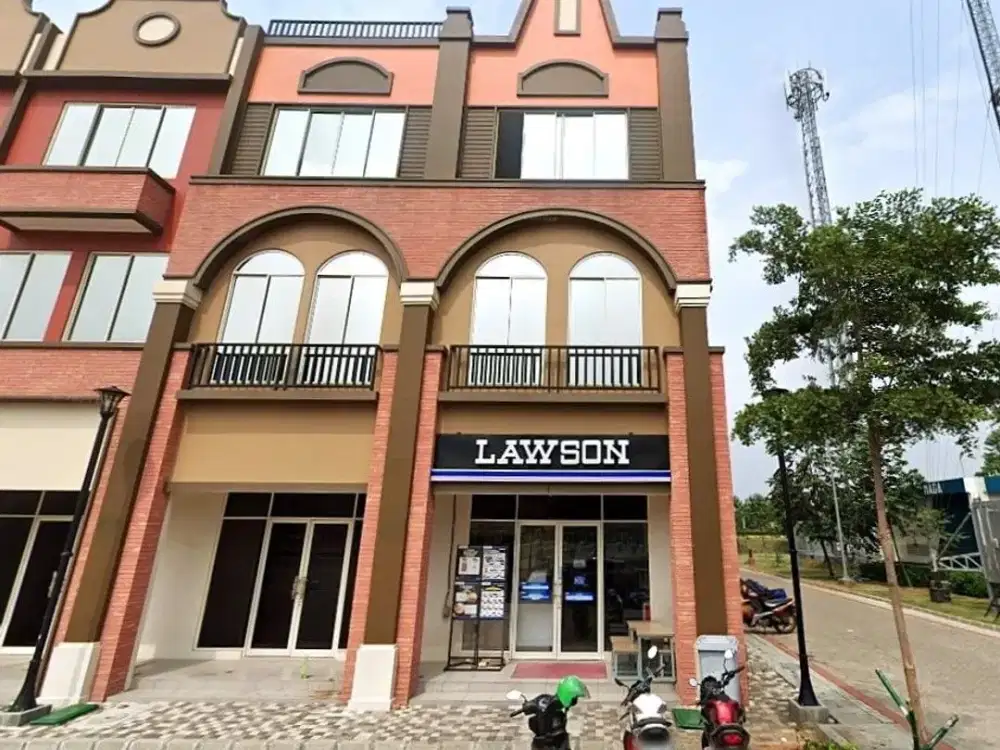 Ruko La Riviera Tipe Garden PIK 2 Samping Lawson Strategis