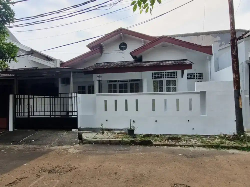 Dijual rumah di cluster Maleo Bintaro Sektor 9, minim renov