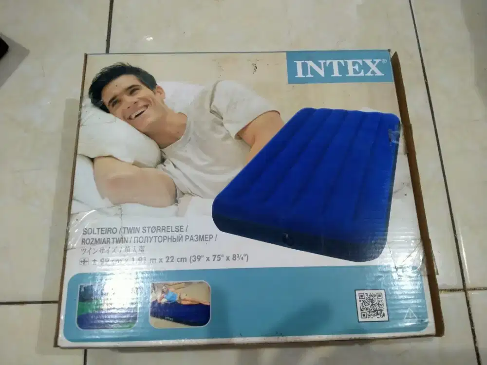 Kasur angin tempat tidur