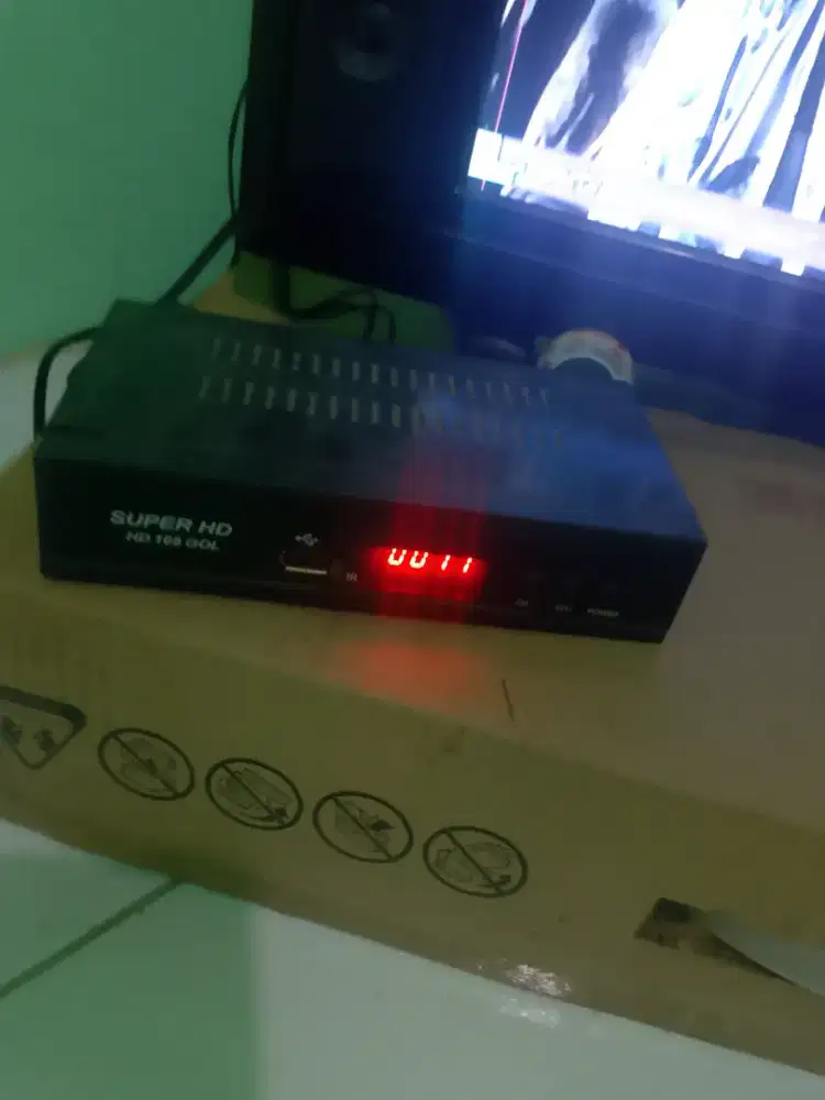 Di jual tv dan set top box nya