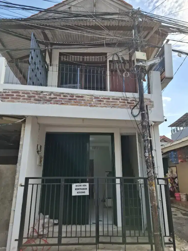 Disewakan bangunan 2 lantai
