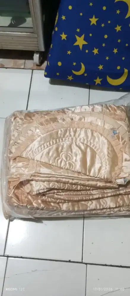 Dijual 2 bedcover pengantin ukuran besar