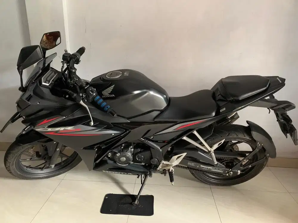 JUAL MOTOR HONDA CBR 150R