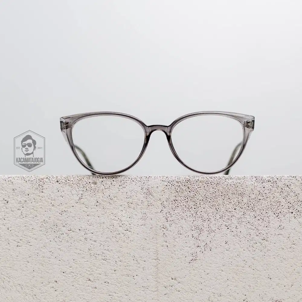Kacamata Jogja - Kacamata Cat Eye Simple Tangkai Kokoh - Janitra 02