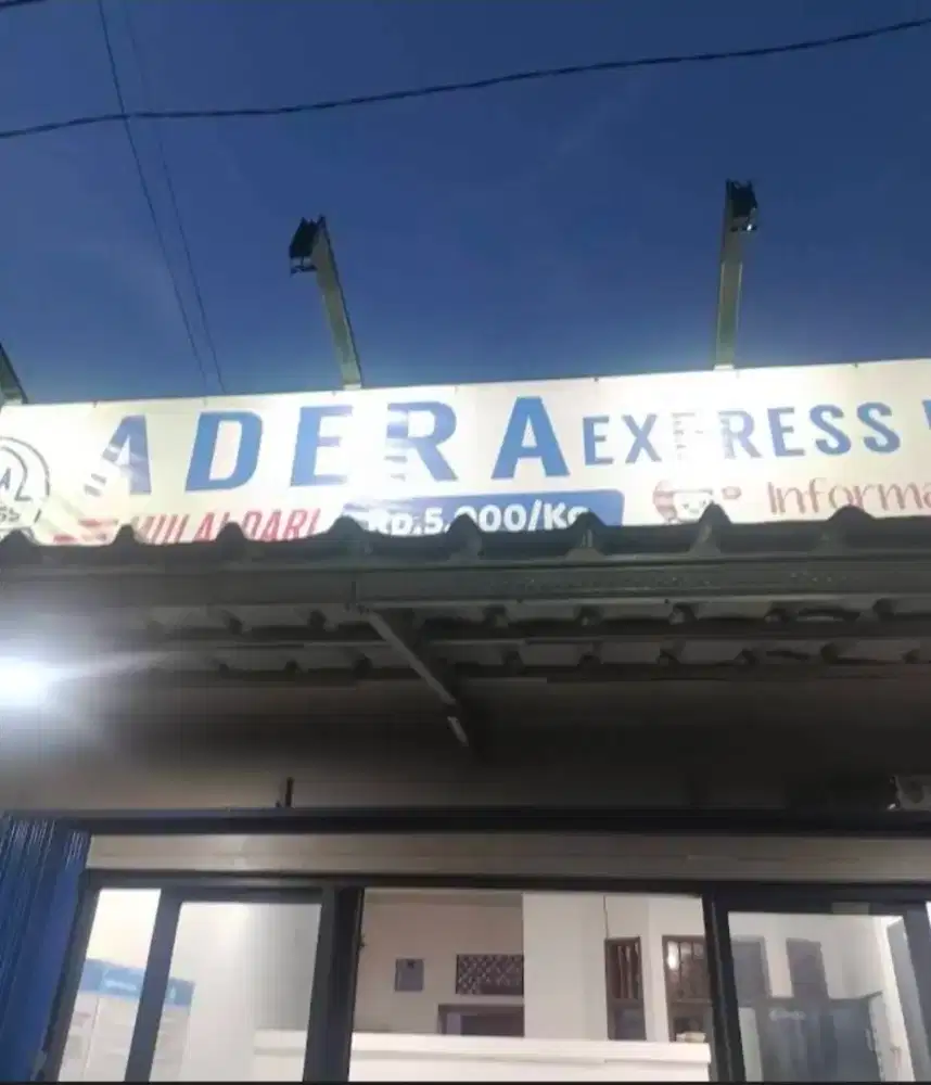 DICARI KARYAWAN PRIA LAUNDRY