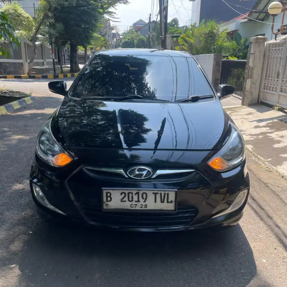 Hyundai grand avega 2013 AT