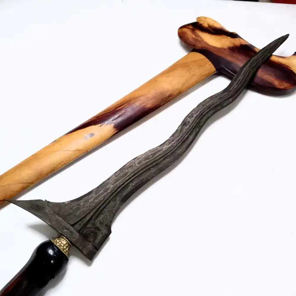 Keris sepuh Anoman keris utuh sepuh di jakarta
