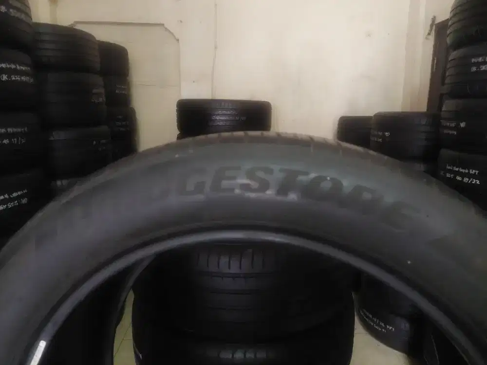 Jual Ban Bridgestone Dueler H/P Ukuran 245 50 R20 Tahun 2021 (80%+)