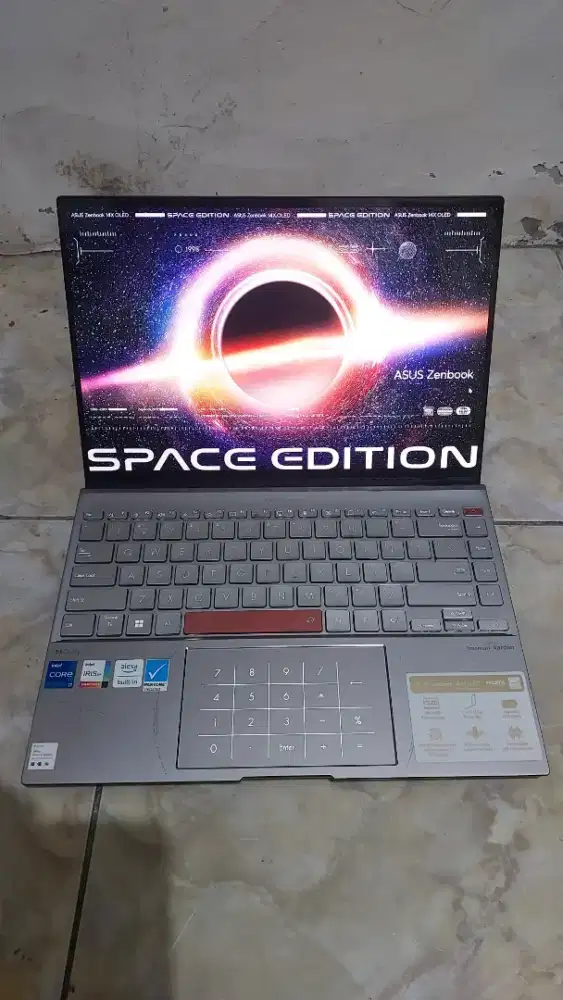 Asus Zenbook UX5401ZAS i7-12700H Oled Touch Screen