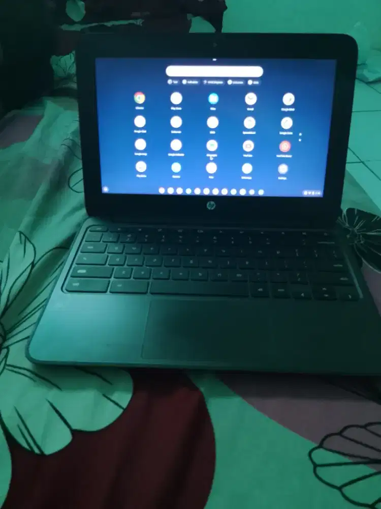 Laptop crhome book internal 16gb