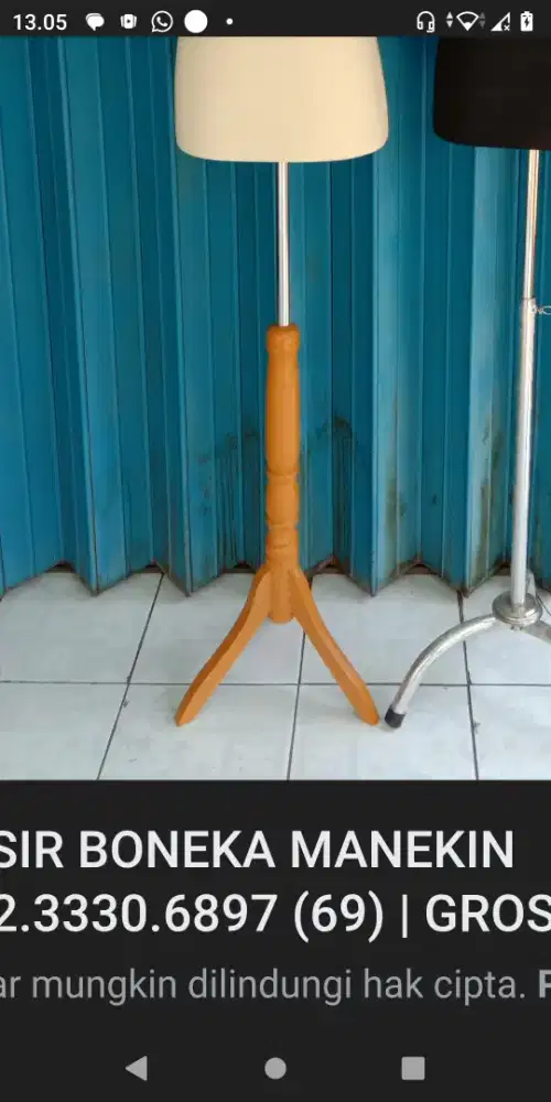 Tiang manikin kayu  + manikinnya