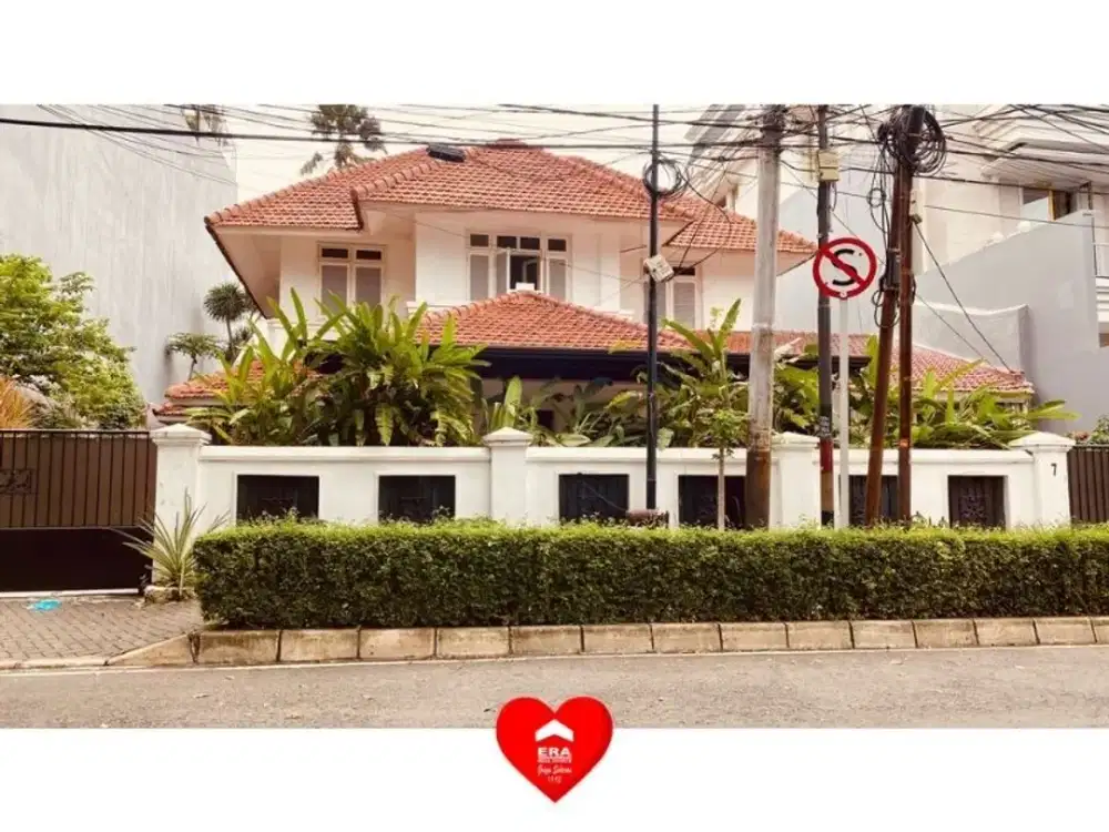 Rumah Bagus Lokasi Premium di Menteng Jakarta Pusat