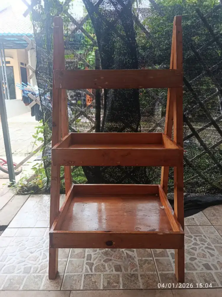 Jual rak kayu, bonus meja kayu