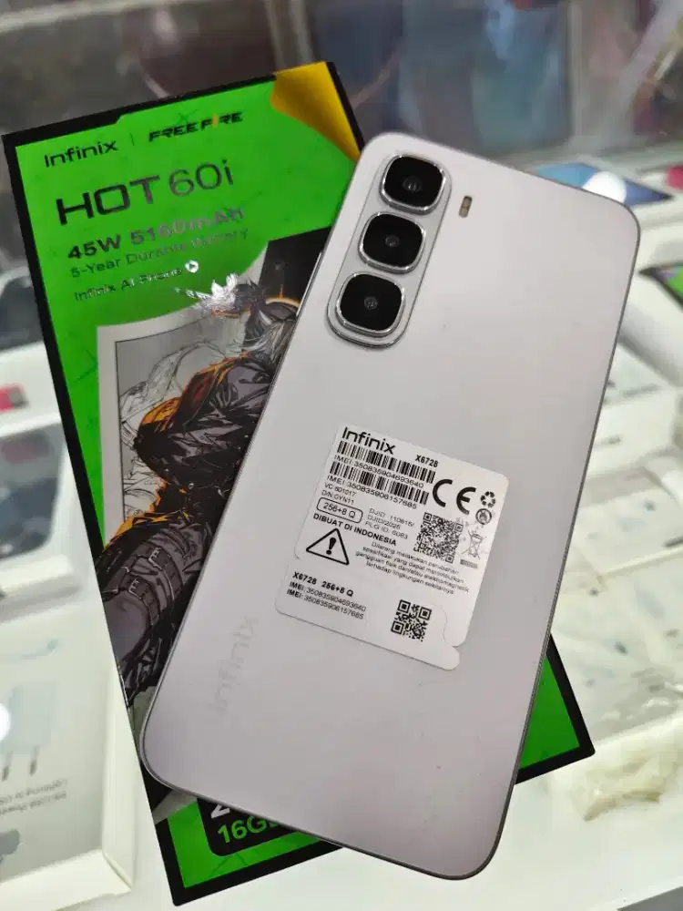 Infinix hot 60i 8/256 pakai 1 bulan