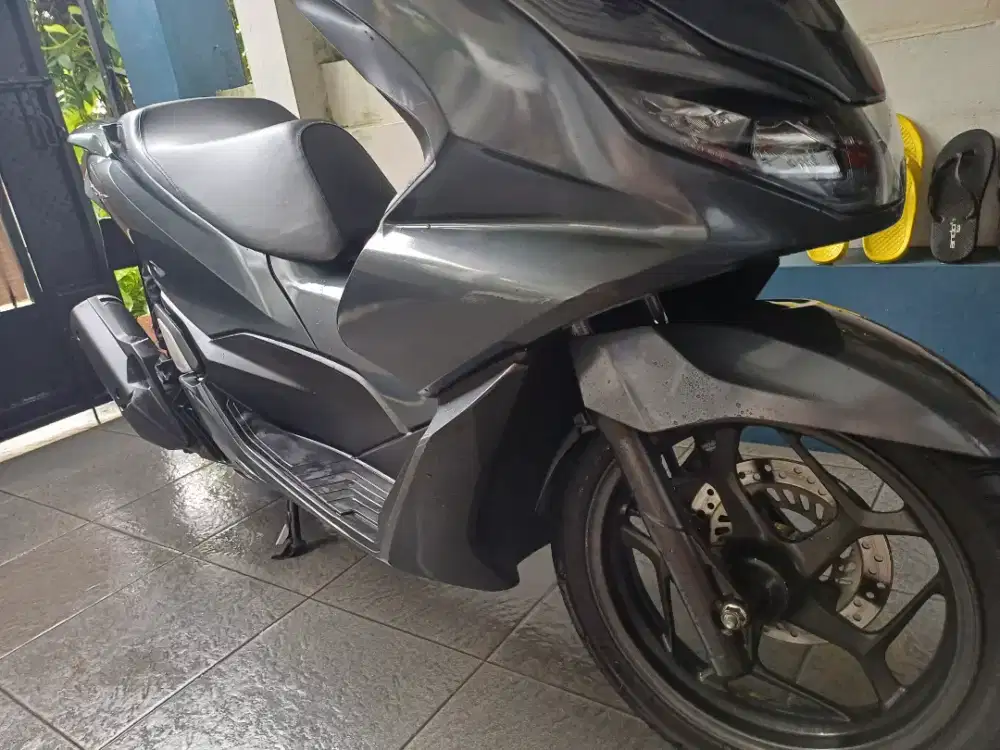 PCX CBS 2021 hitam grey