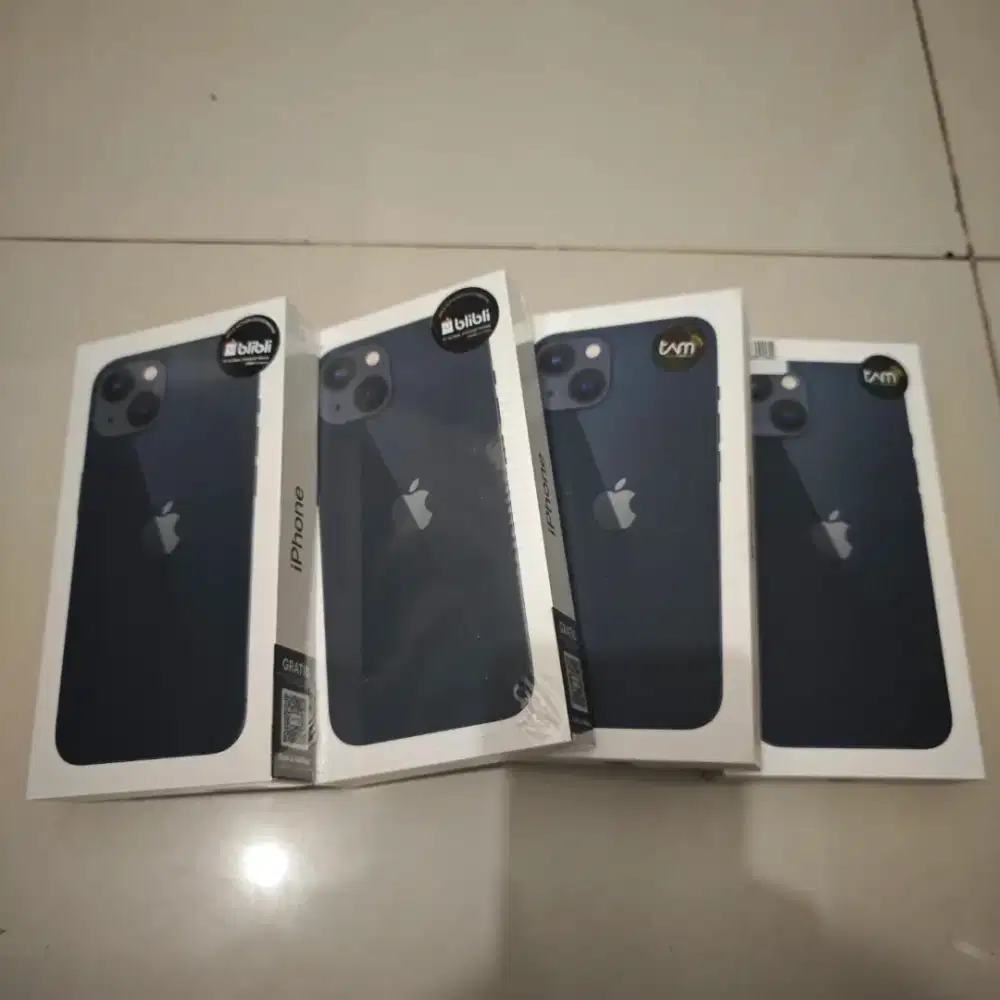 IPHONE 13 128 GARANSI RESMI IBOX 1 TAHUN
