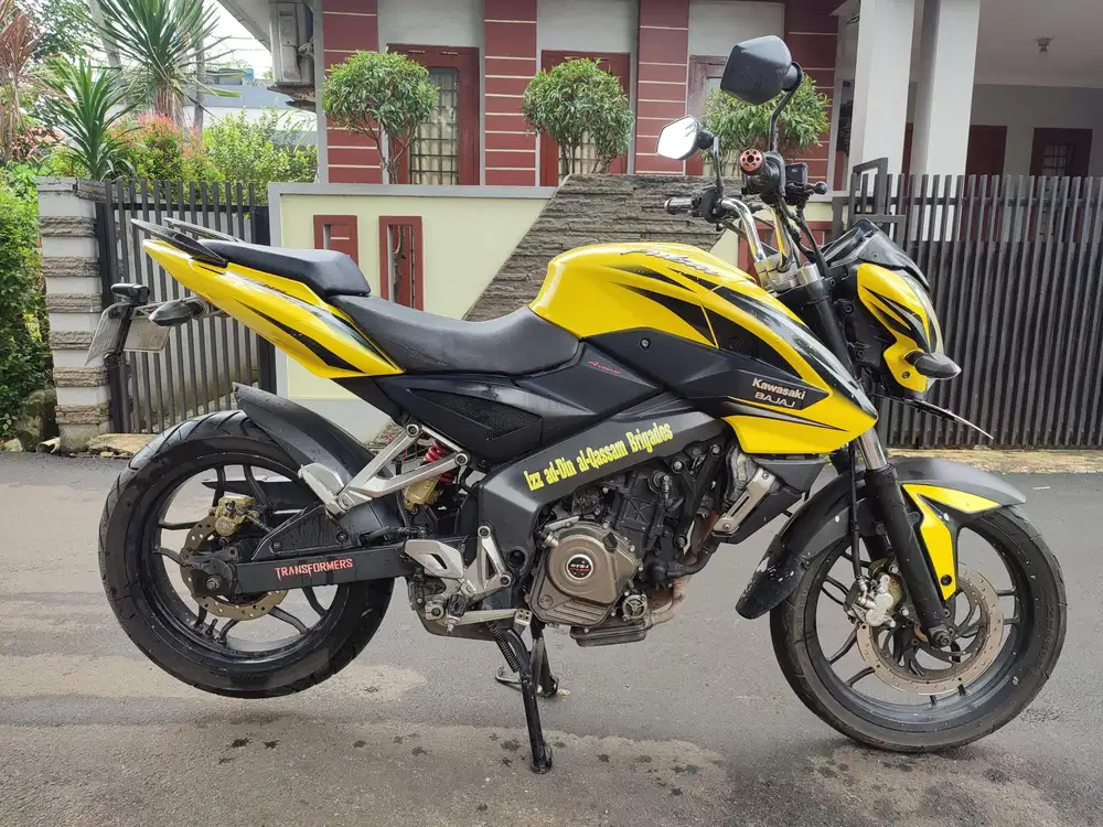 PULSAR NS 200 TAHUN 2014