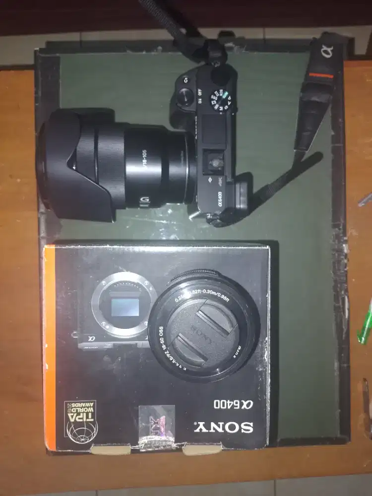 A 6400 plus lensa 18-105