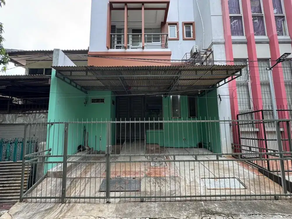 Ruko di Bojong Indah Jakarta Barat Luas 7x10 3 Lantai Lokasi Strategis