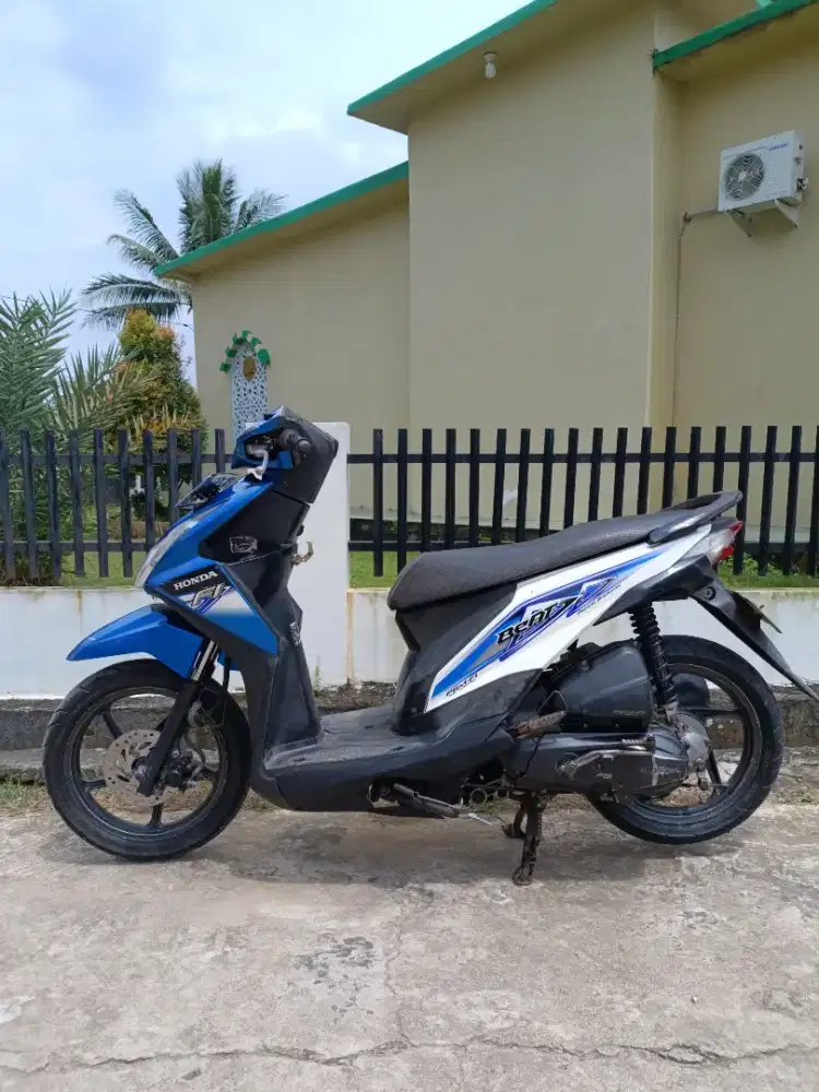 Honda BEAT fi 2014 Biru