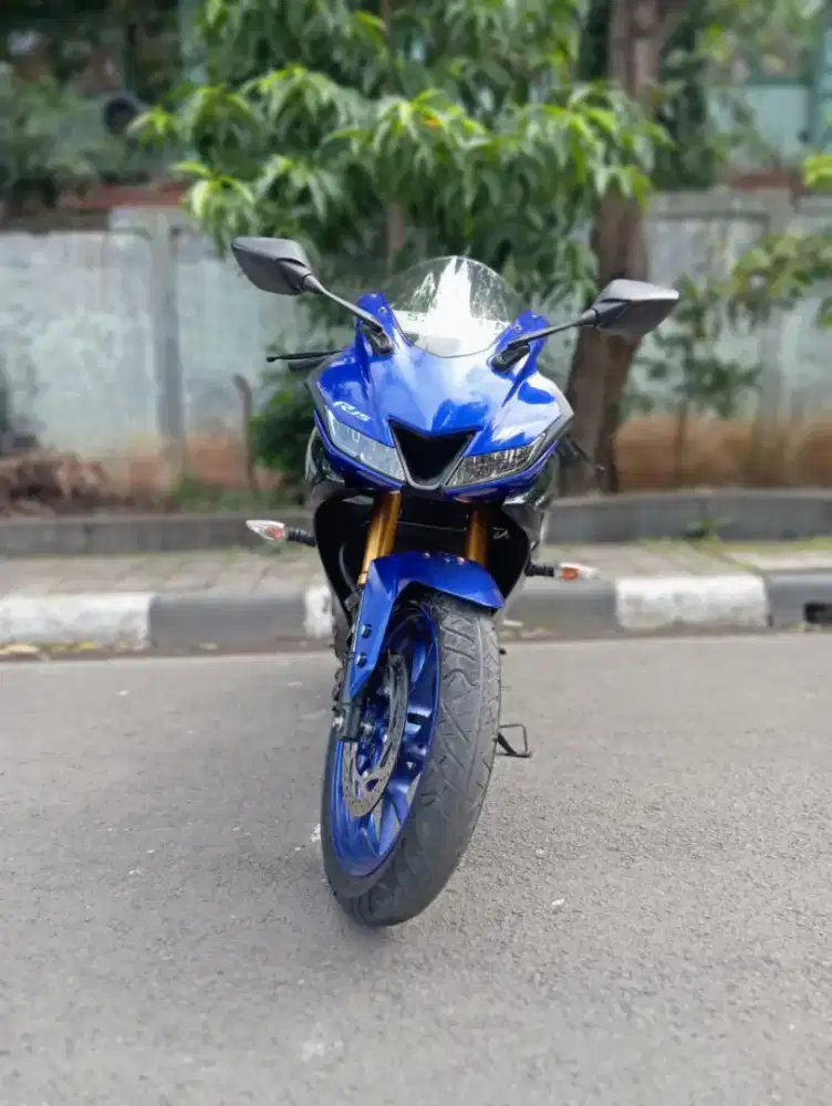 Yamaha R15 V3 Th 2020 Warna Biru Original condition kilometer low