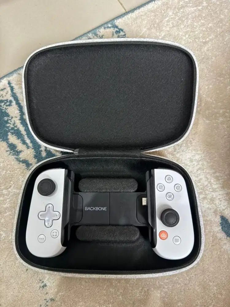 Backbone one Gen 2 Type C + Pouch