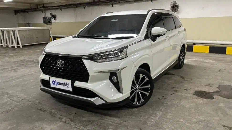 LOW DP Toyota Avanza 1.5 Veloz Q Bensin-AT 2025 DYD