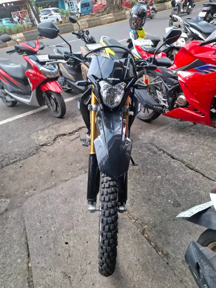 Honda CRF 150cc 2025 hitam