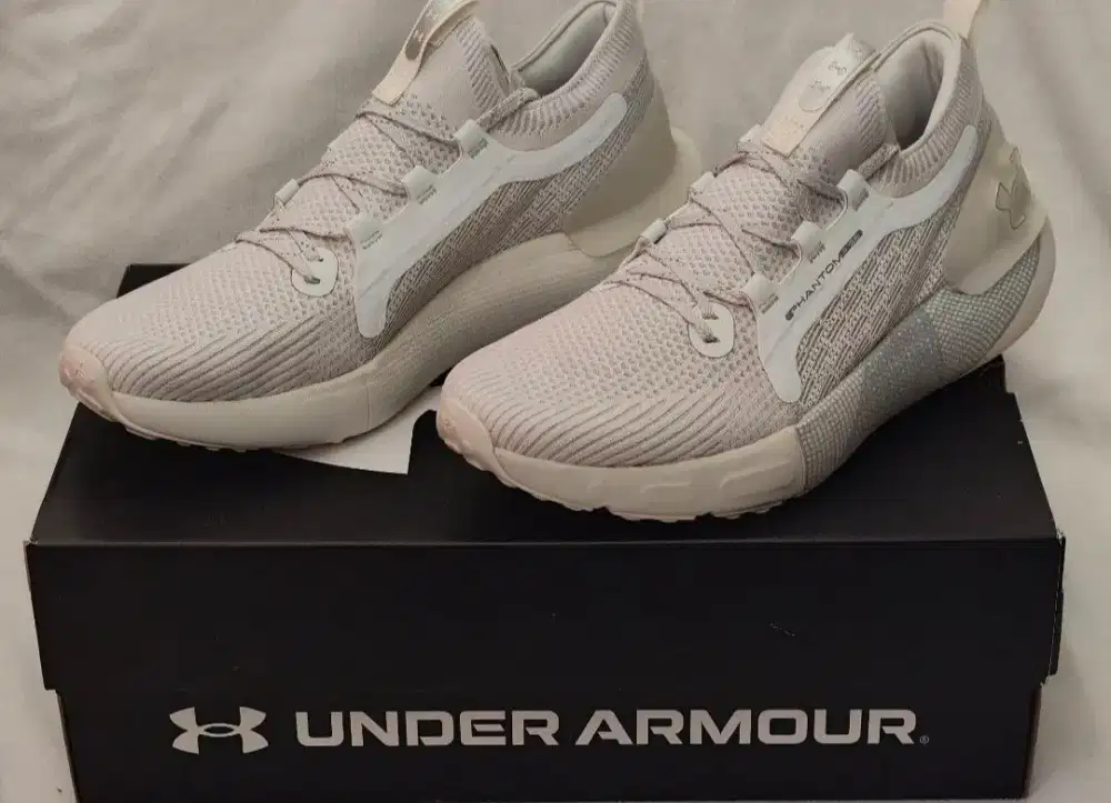 Jual Sepatu Lari Under Armour Hovr Phantom 3 SE Reflect Putih(RARE)