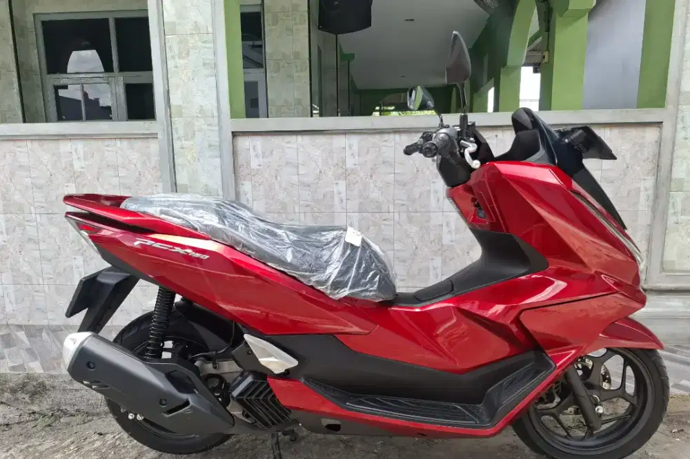 HONDA PCX 160CC ISTIMEWA MOTOR FULL ORISINIL