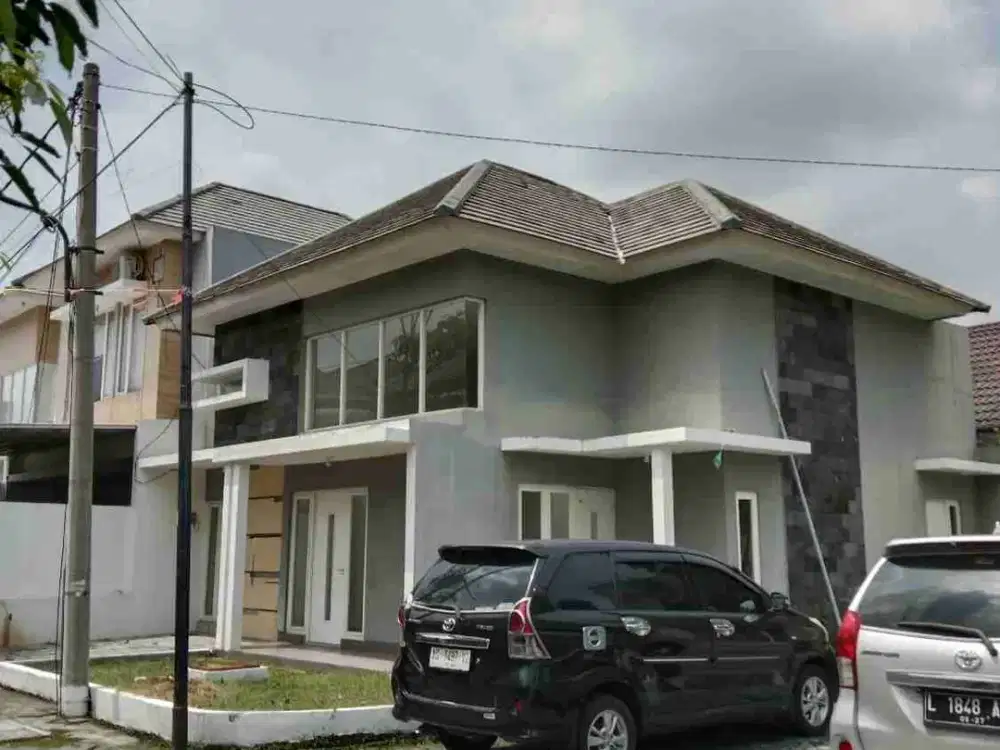 RUMAH SIAP PAKE lokasi dekat bandara JUANDA