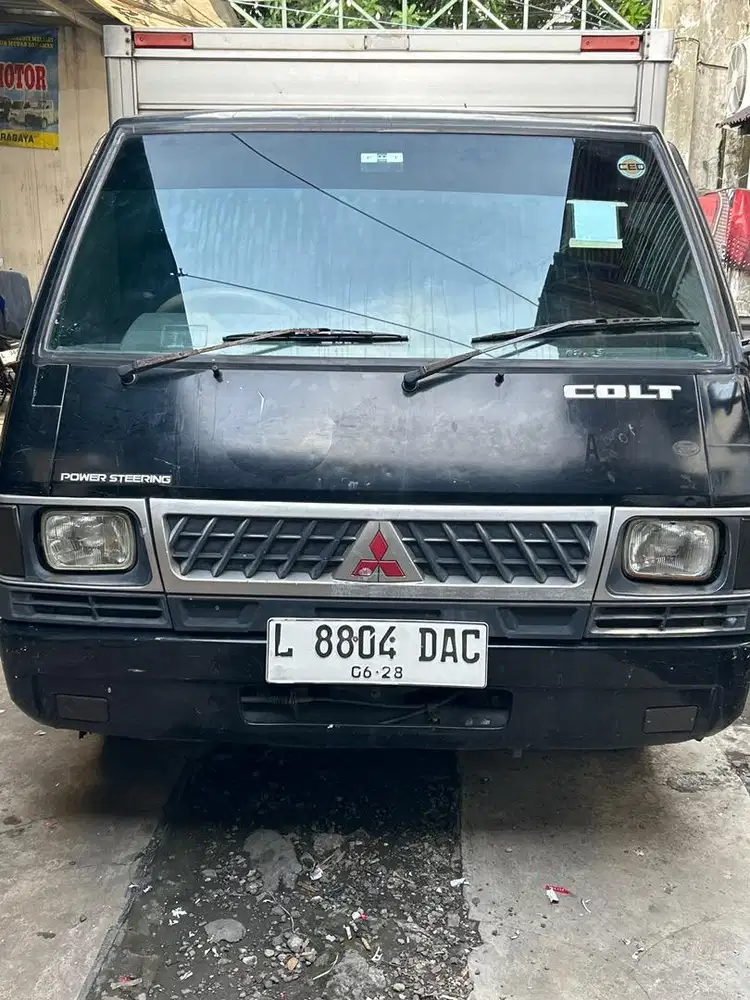 Mitsubishi Colt L300Box th 2008